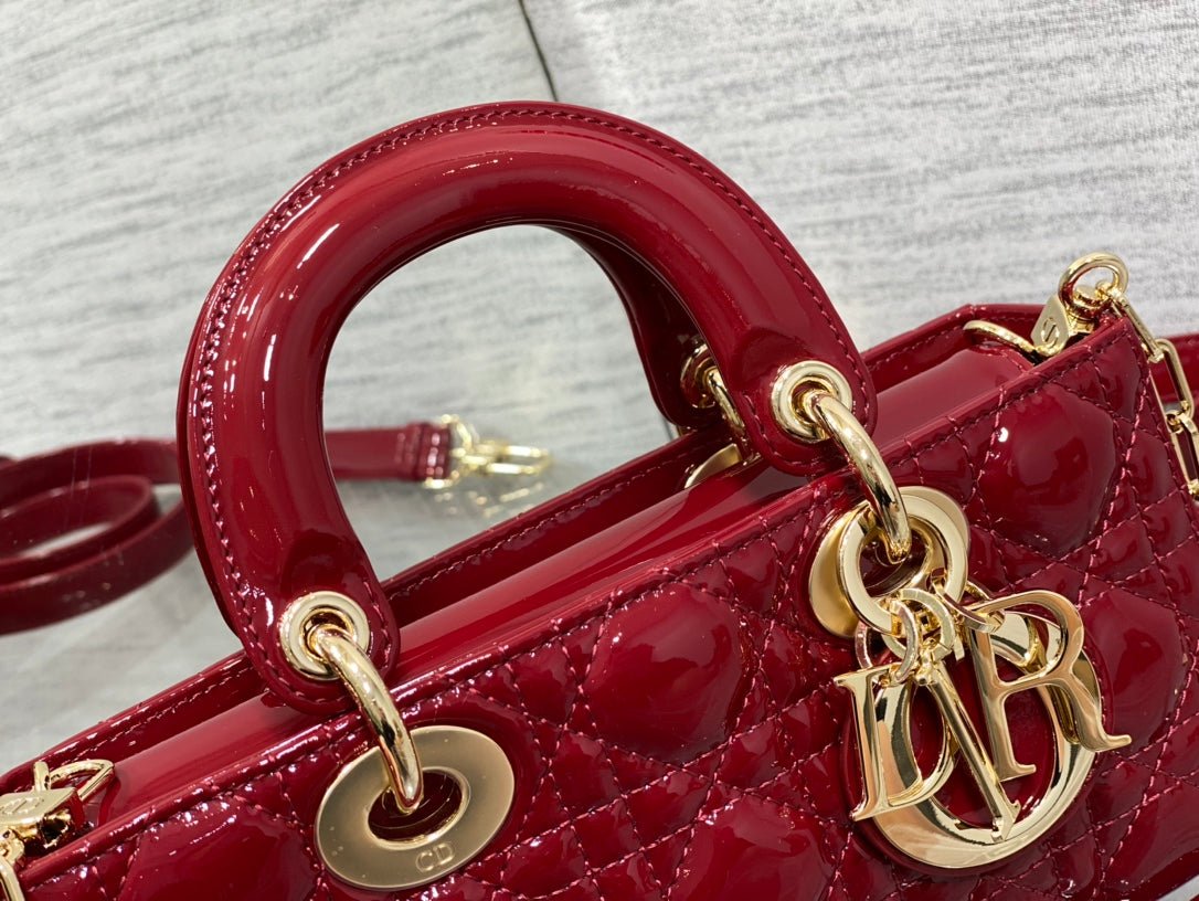 {Style No: GLR7VQFY} SMALL LADY D-JOY 22 RED PATENT CALFSKIN - Image 3