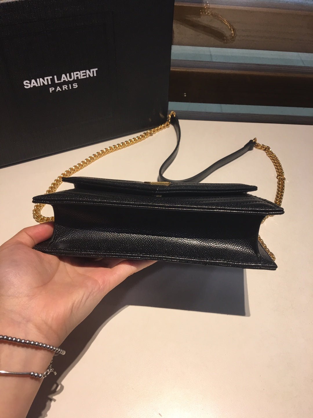 {Style No: 8K7TRMNH} AVIAR 19 CHAIN BAG IN BLACK CALFSKIN - Image 7