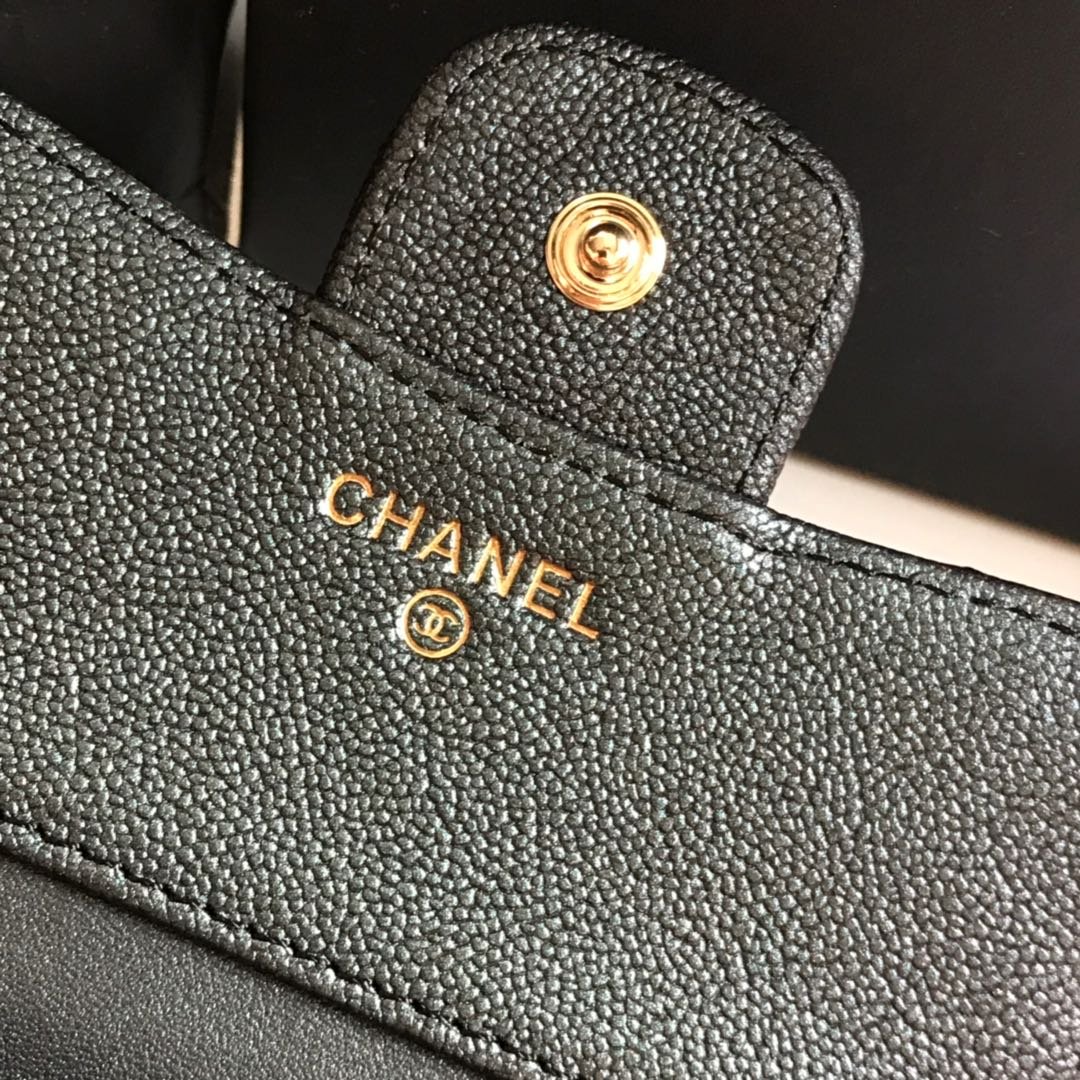 {Style No: GT2LUFS8} CC FLAP CARD HOLDER 11.5 BLACK GRAINED CALFSKIN WITH GOLD ICON - Image 6