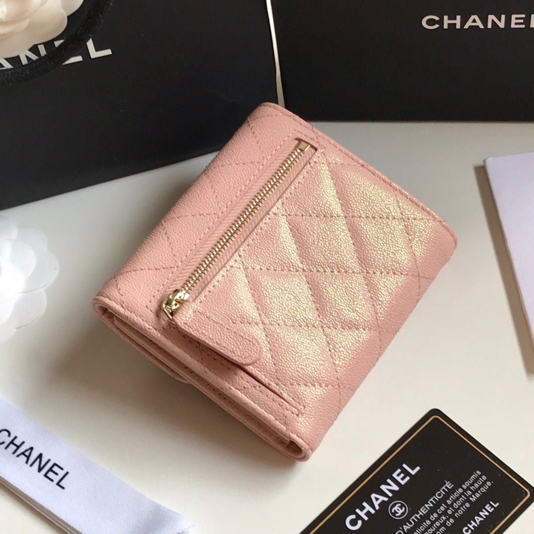 {Style No: RCRRCG4M} CC FLAP CARD HOLDER 11.5 PALE PINK GRAINED CALFSKIN GOLD ICON - Image 8