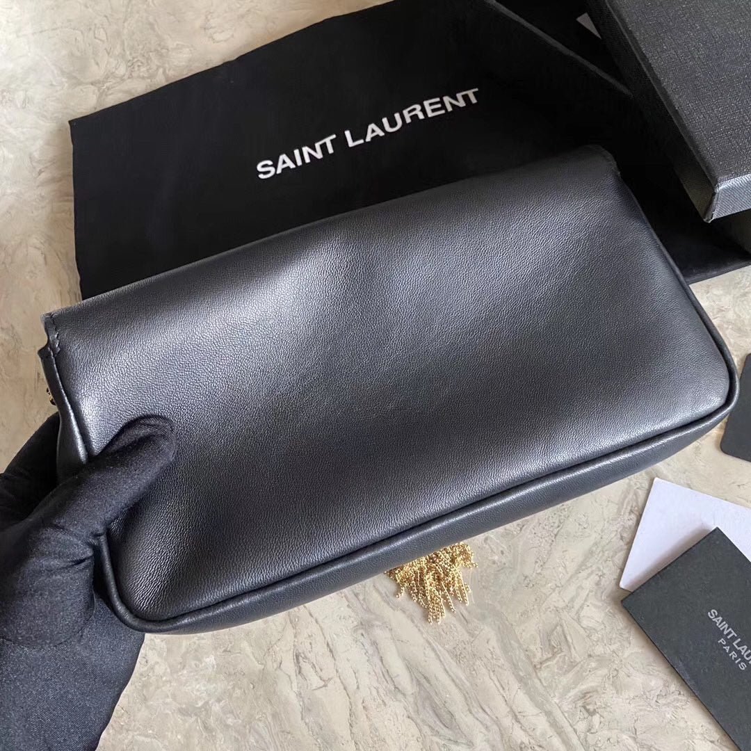 {Style No: Z8AW7KFV} KATE TASSEL 26 BLACK LAMBSKIN BAG - Image 4