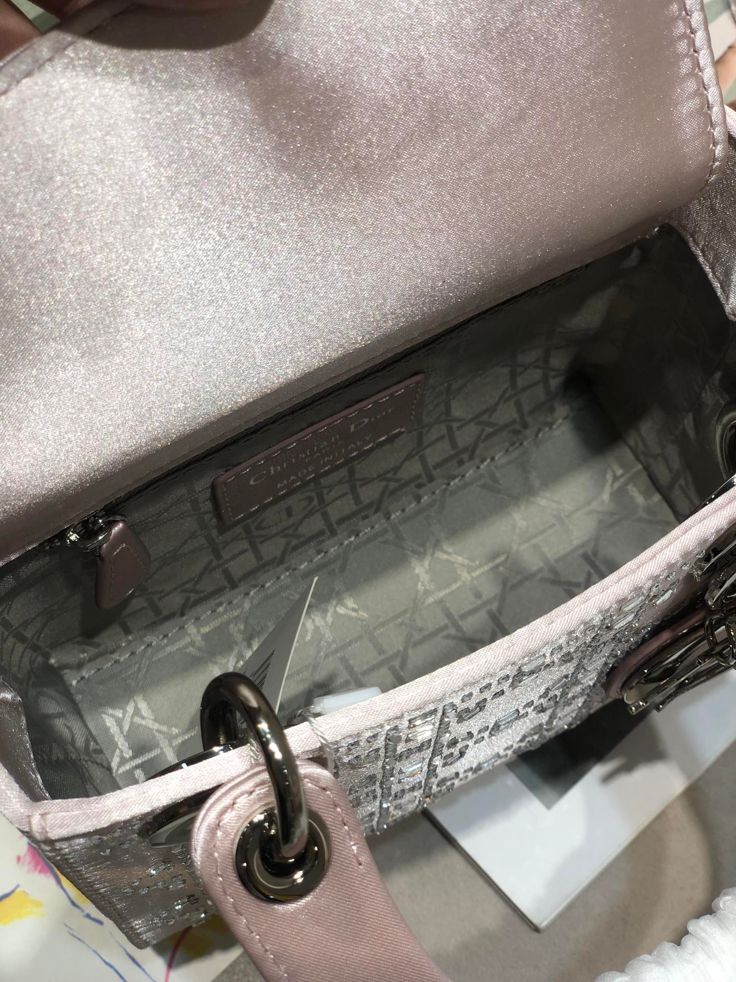 {Style No: X6ZG81TB} LADY 24 HANDBAG EMBOSSED DIAMOND IN SILVER CALFSKIN - Image 9