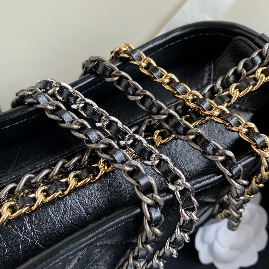 {Style No: 35LZRUTX} CC GABRIELLE MINI 20 HOBO BAG IN BLACK CALFSKIN - Image 4