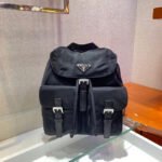 {Style No: XZ1BFOVX} SMALL BACKPACK 28 IN BLACK PARACHUTE FABRIC