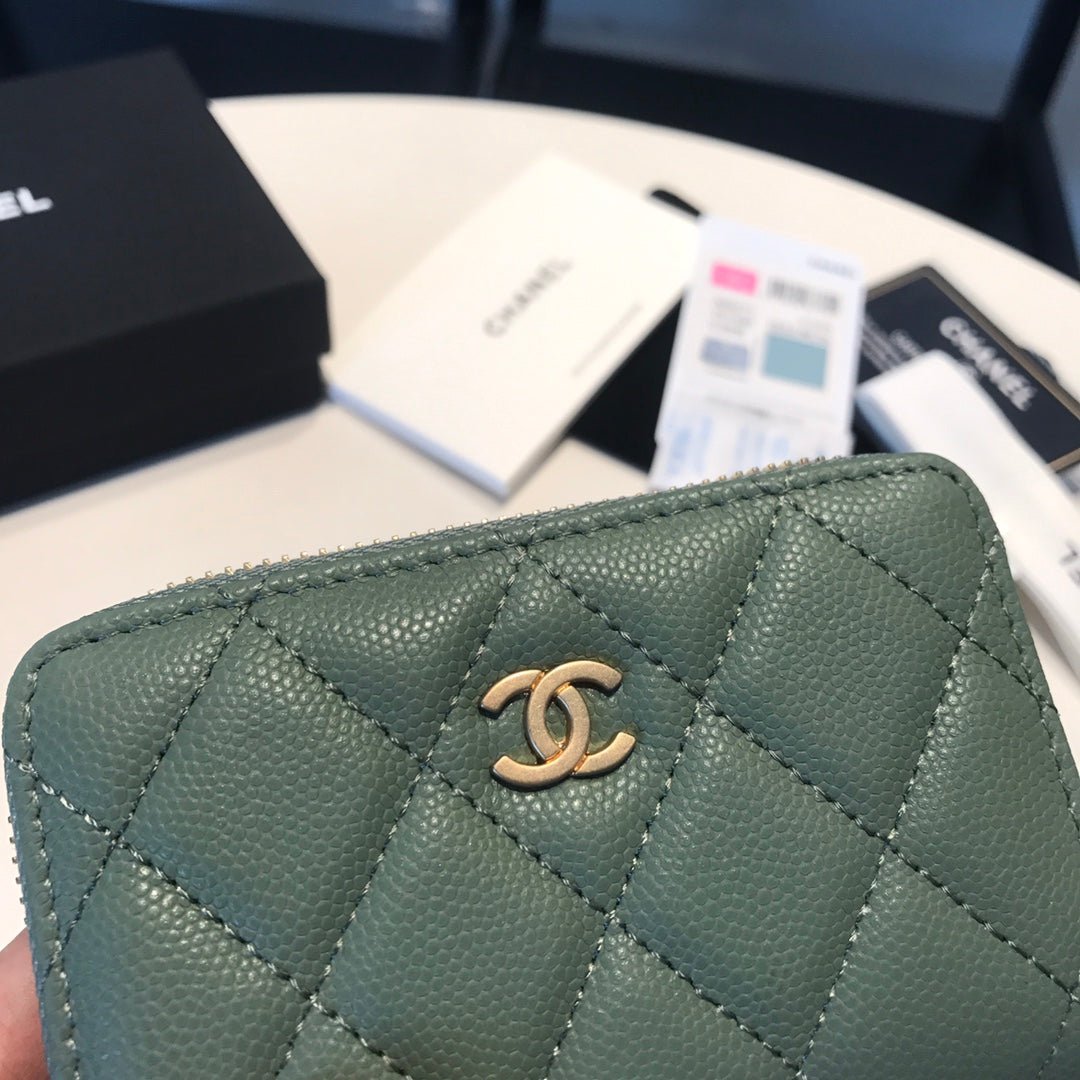 {Style No: XDFJLZNQ} CC ZIPPED COIN BASIC PURSE 11 TURQUOISE CALFSKIN GOLD ICON - Image 3