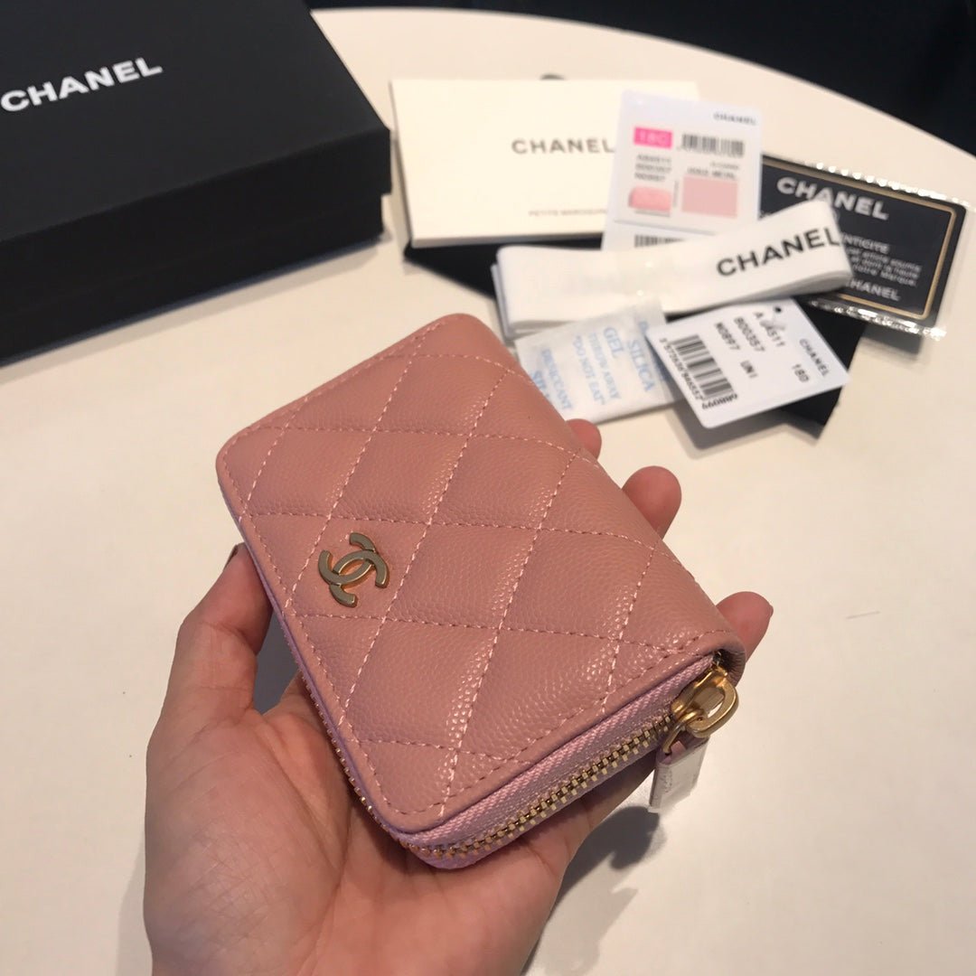 {Style No: A1QPDSPV} CC ZIPPED CAVIAR PURSE 11 PEACH CALFSKIN GOLD ICON - Image 4