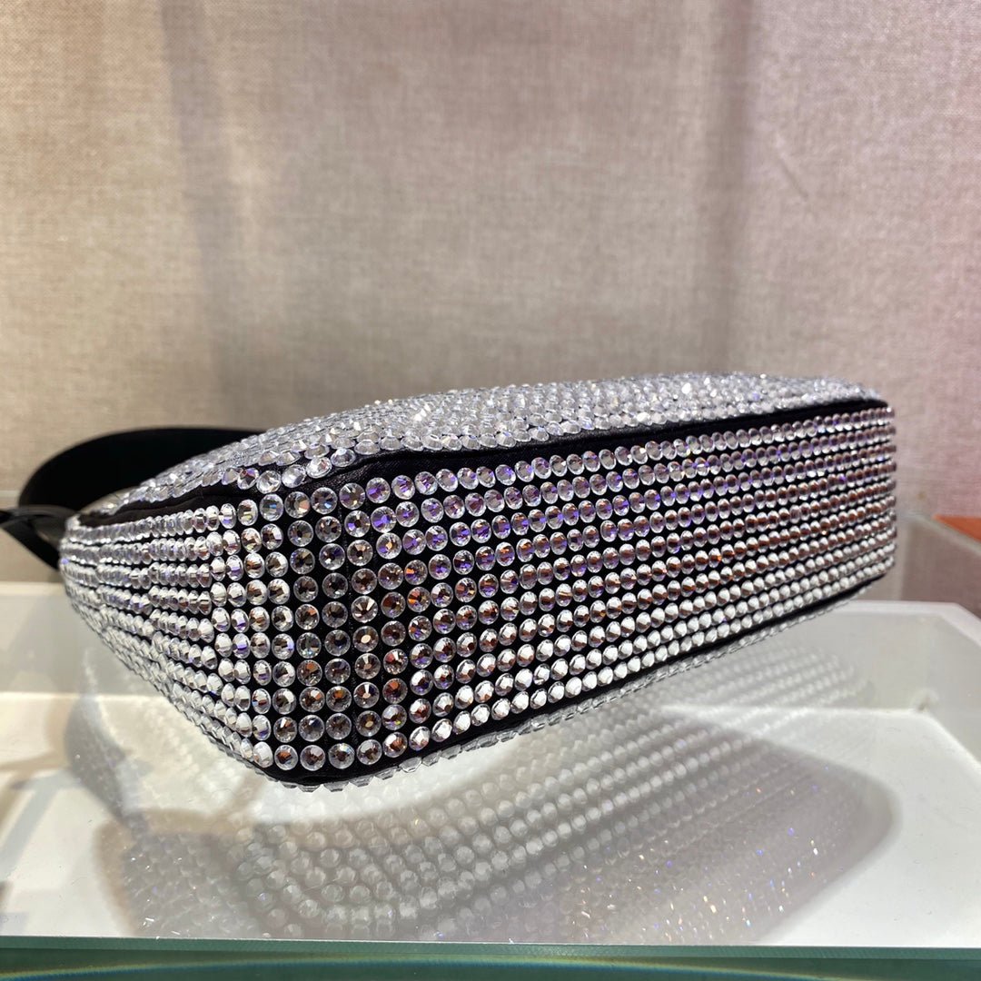 {Style No: 6UWIBUX3} SPARKLING HOBO BAG 23 IN BLACK NYLON ATTACHED FULLY CRYSTALS - Image 3