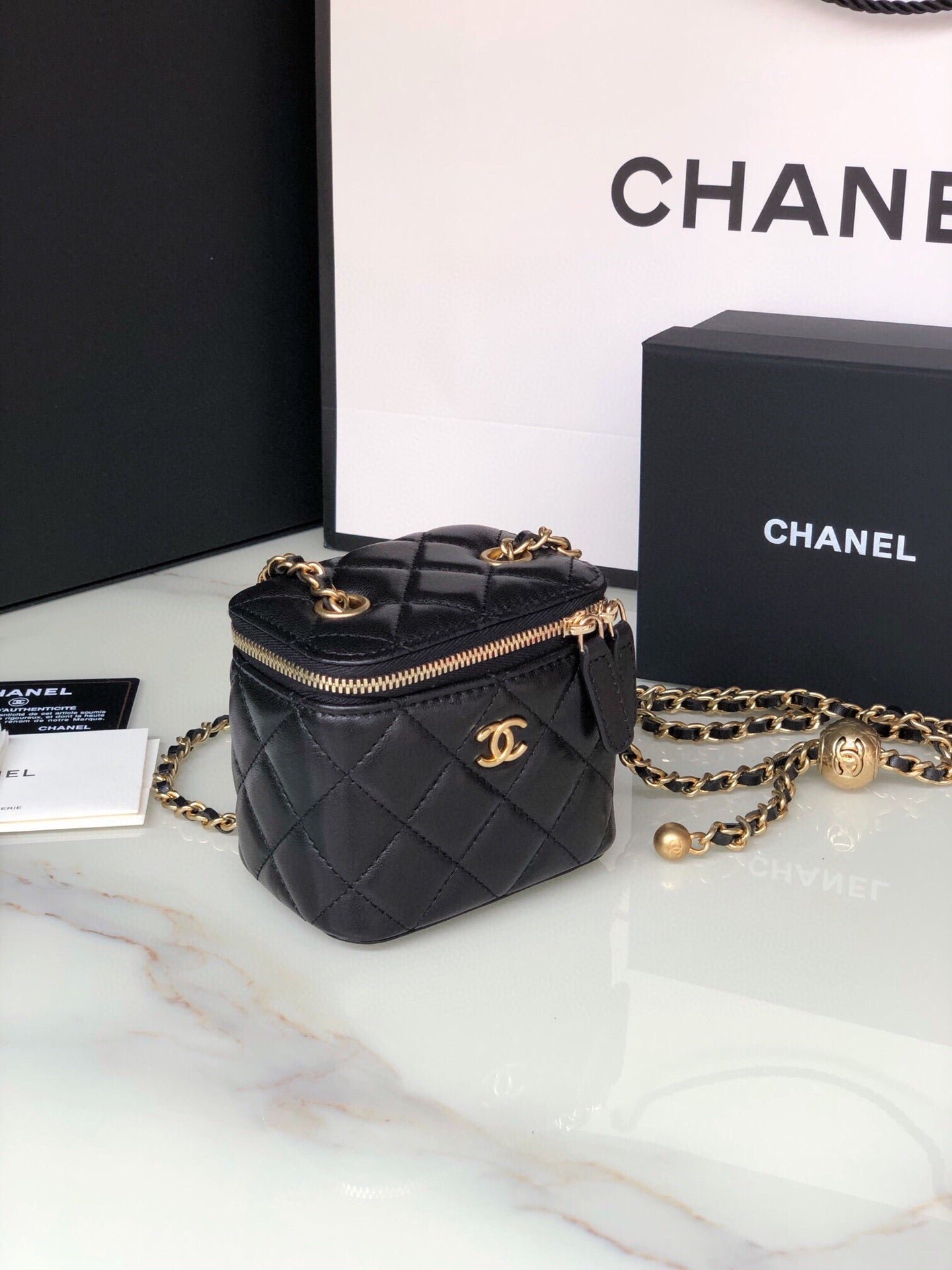 {Style No: CML2B4FA} CC MINI 11 VANITY CHAIN IN BLACK CALFSKIN GOLD HARDWARE - Image 2
