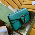 {Style No: IAUTDH7Z} DYONYSUS SHOULDER BAG 28 IN TURQUOISE CALFSKIN