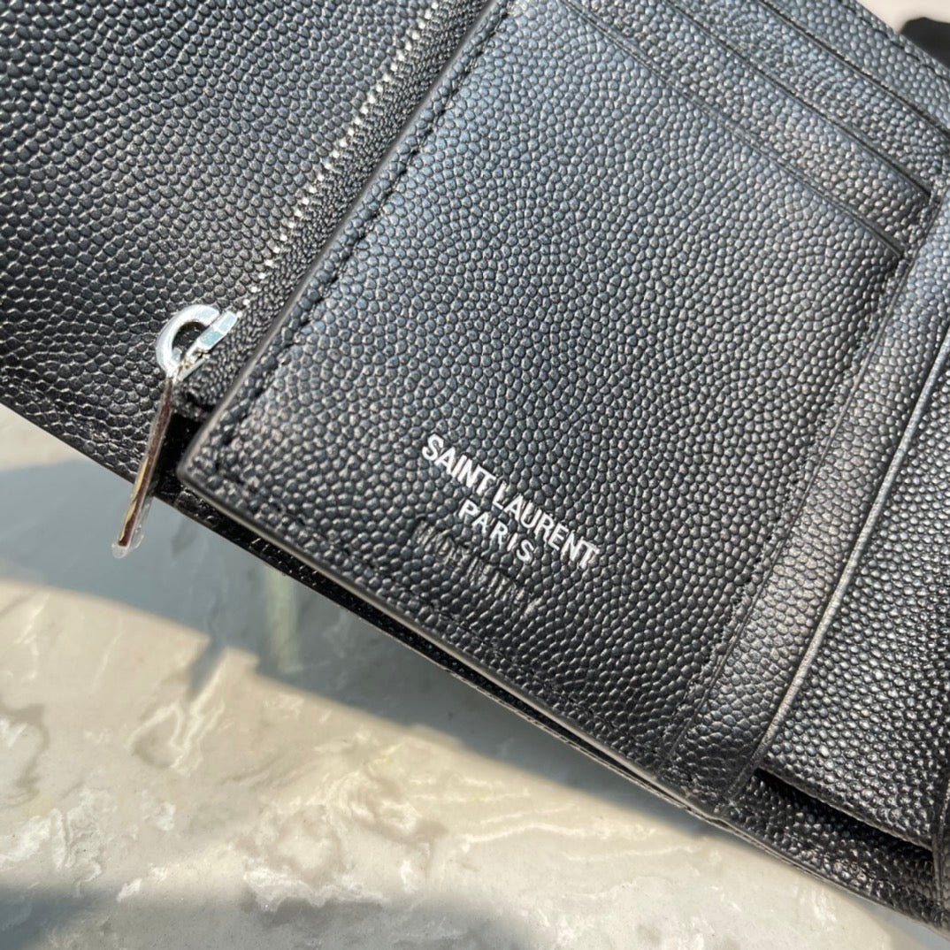 {Style No: 1Q18ZMGC} MONOGRAM 12 FULL BLACK CALFSKIN CARD HOLDER - Image 6