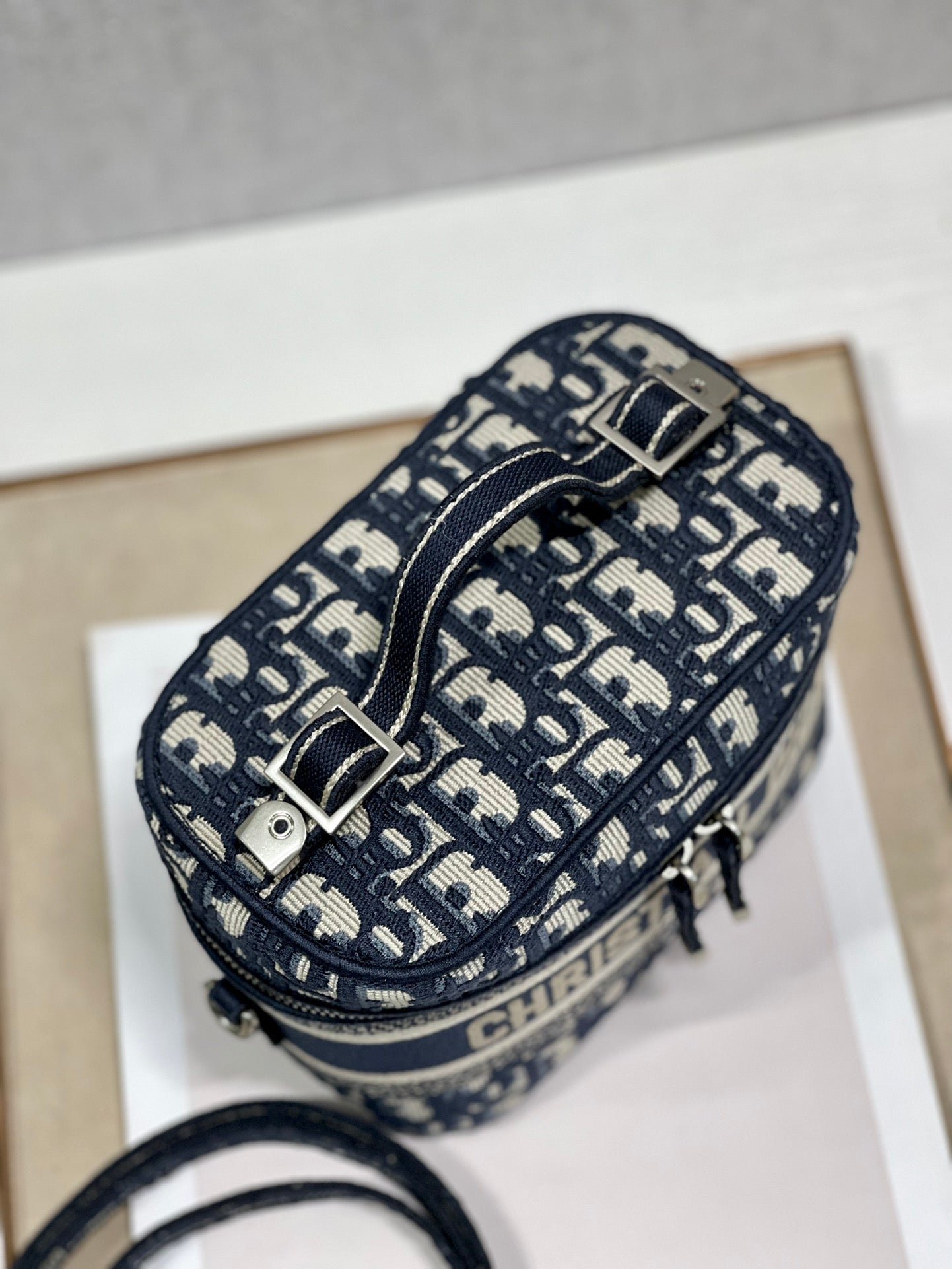 {Style No: 7SBLD4BS} CROSSBODY MINI 18 VANITY CASE IN BLACK MONOGRAM OBLIQUE JACQUARD - Image 8