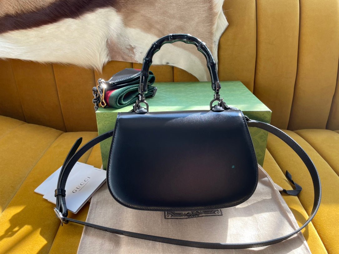 {Style No: 2X7NF9JQ} BAMBOO TOP HANDLE BAG 21 IN BLACK CALFSKIN - Image 4