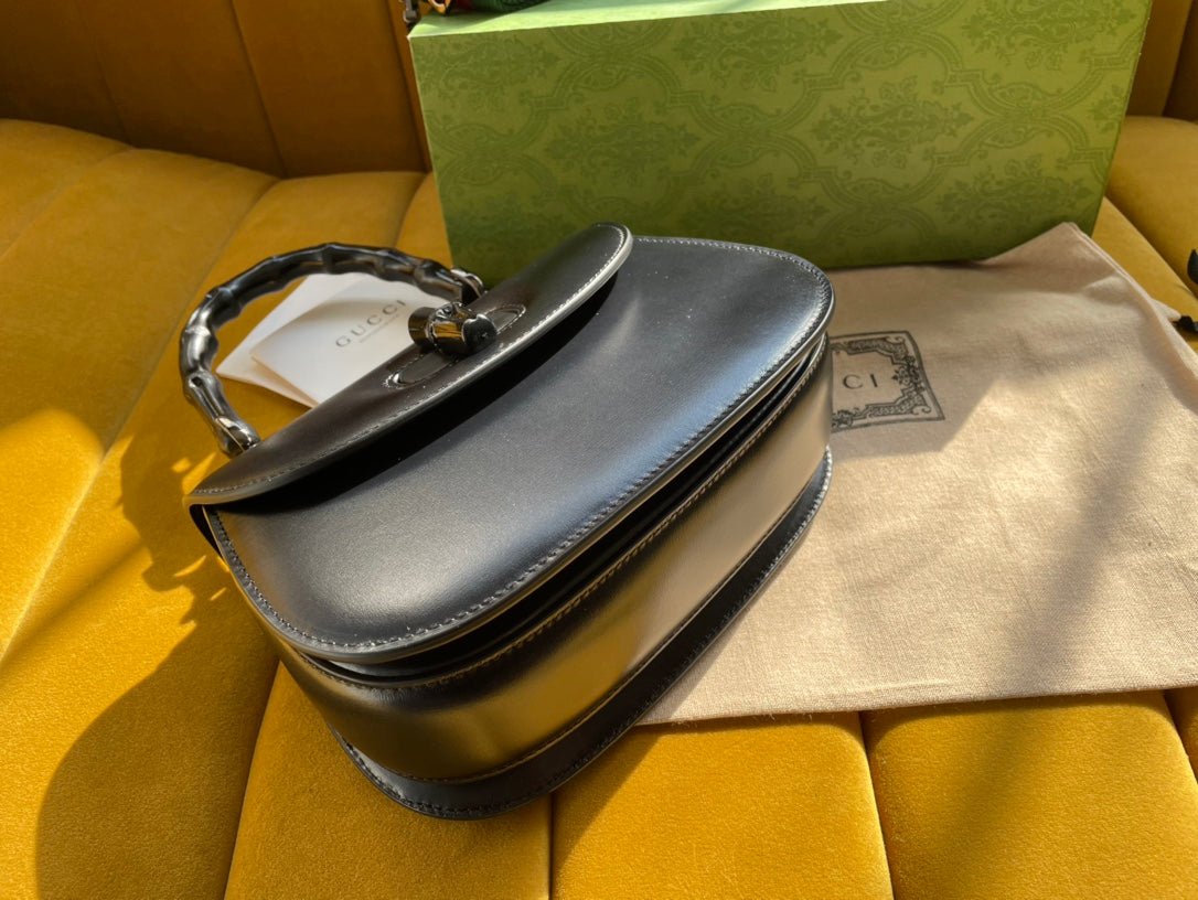 {Style No: 2X7NF9JQ} BAMBOO TOP HANDLE BAG 21 IN BLACK CALFSKIN - Image 5