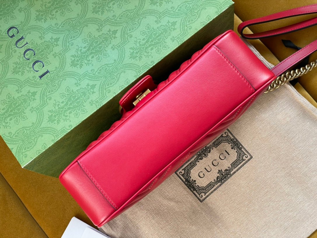 {Style No: VT5XV46G} GG MARMONT MATELASSÉ LARGE 26 BAG RED PINK CALFSKIN - Image 6