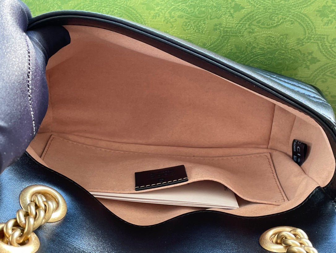 {Style No: M3BYHNW4} GG MARMONT MATELASSÉ SMALL 22 BAG BLACK CALFSKIN - Image 7