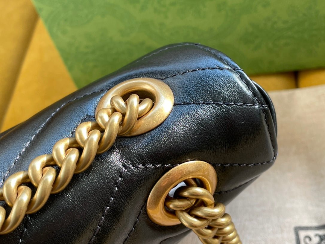 {Style No: M3BYHNW4} GG MARMONT MATELASSÉ SMALL 22 BAG BLACK CALFSKIN - Image 6