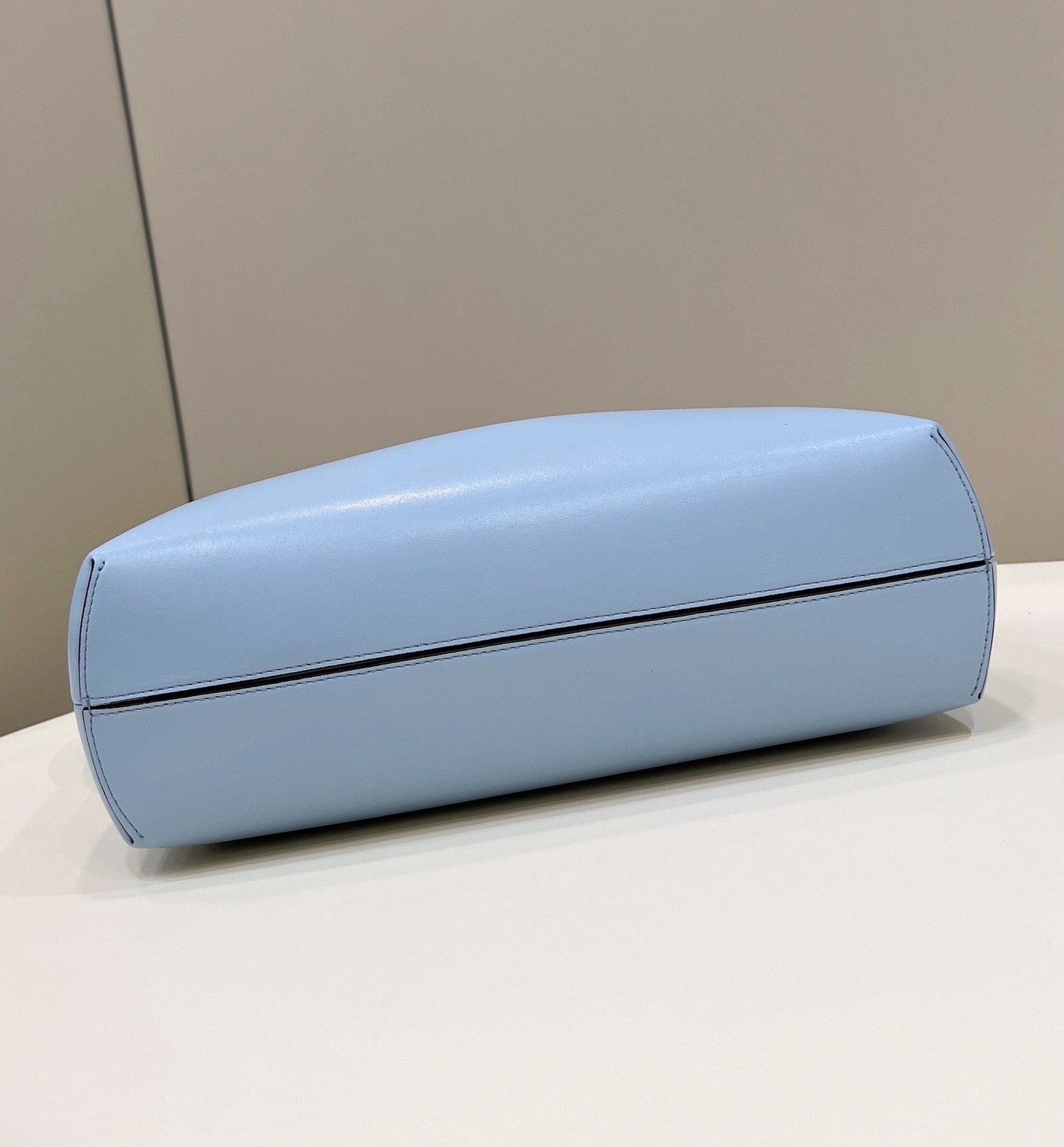 {Style No: JN6GQI25} FENDI FIRST SMALL 32 IN LIGHT BLUE NAPPA LEATHER BAG GOLD HARDWARE - Image 8