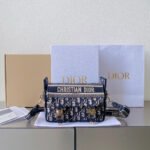 {Style No: DTMJ6EBG} SMALL DIORCAMP BAG 23 OBLIQUE BLUE EMBROIDERY