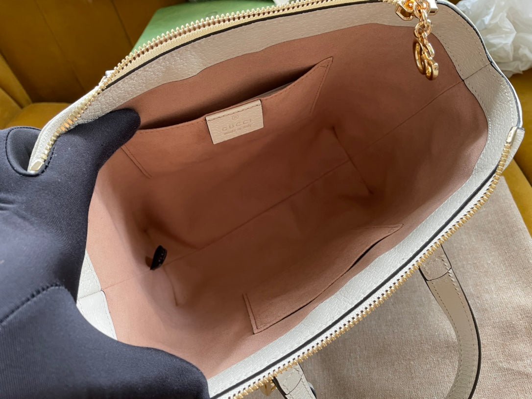 {Style No: F9X2TTXH} GG OPHIDIA 24 TOTE IN BEIGE CANVAS AND WHITE CALFSKIN - Image 4