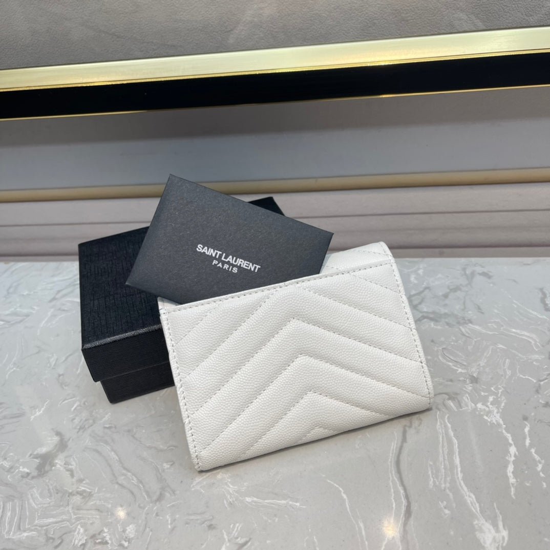 {Style No: HE8PVOTP} MONOGRAM 12 WHITE CALFSKIN CARD HOLDER - Image 5