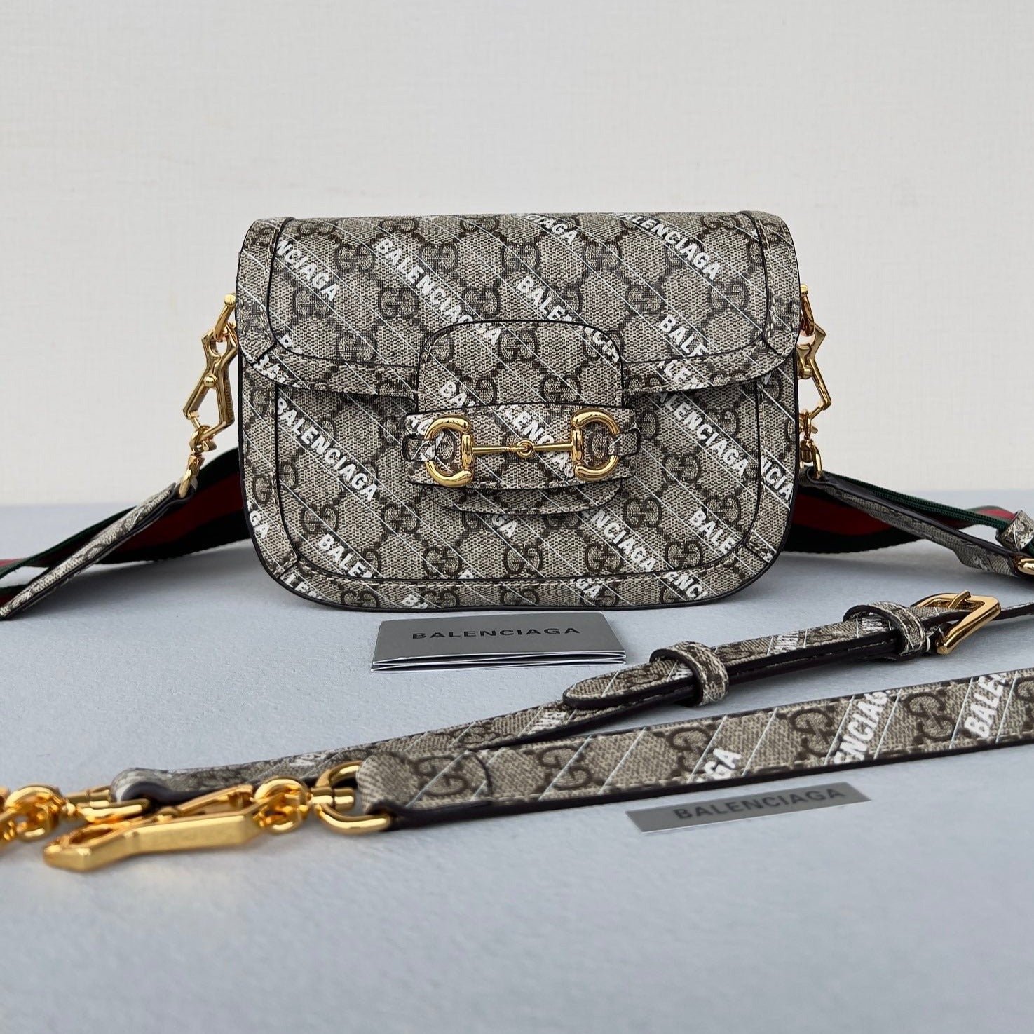 {Style No: EV7RZMF5} GG MINI 25 PRINTED SADDLE BAG IN EICRU BEIGE CANVAS