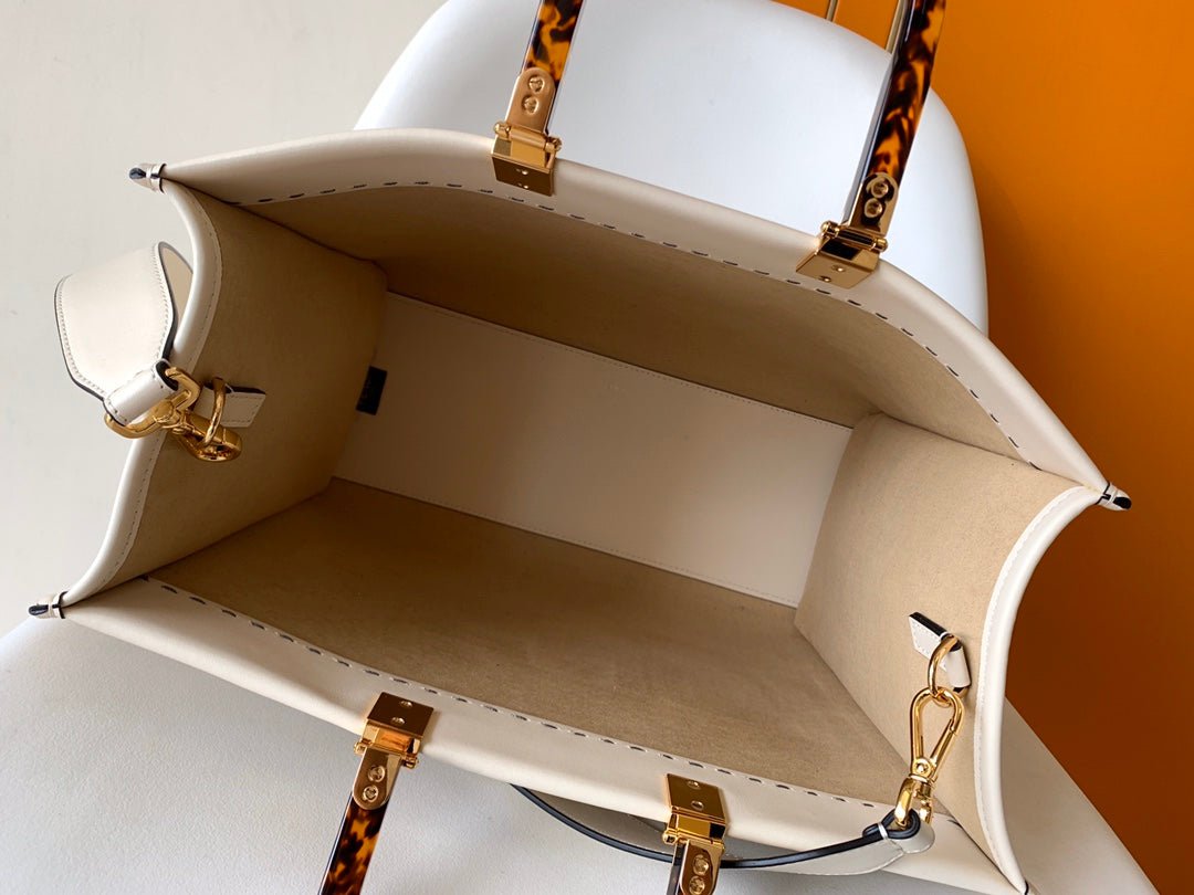 {Style No: JO37JZGI} Fend Sunshine Medium Bag 35 White Leather - Image 6