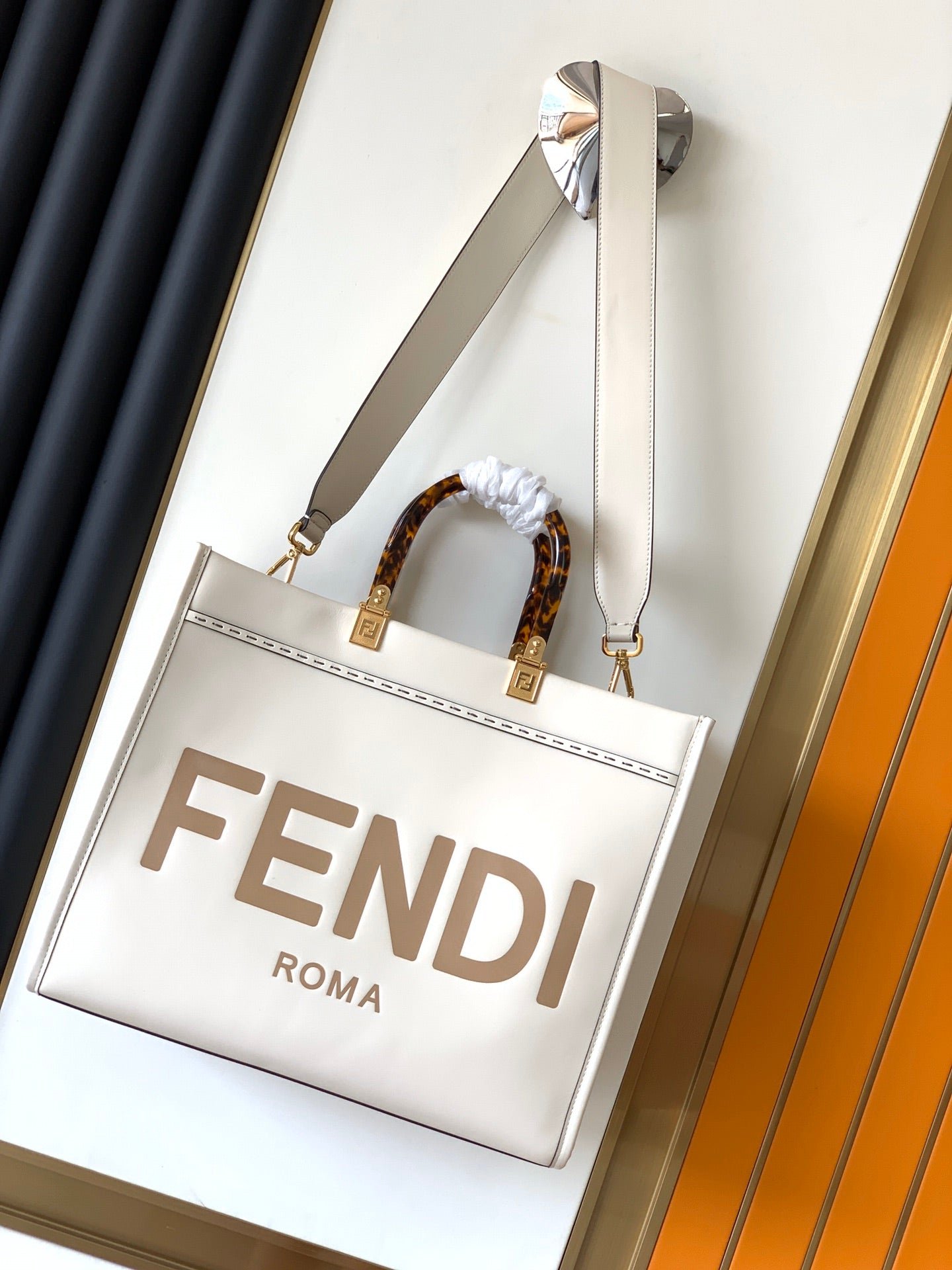 {Style No: JO37JZGI} Fend Sunshine Medium Bag 35 White Leather - Image 2