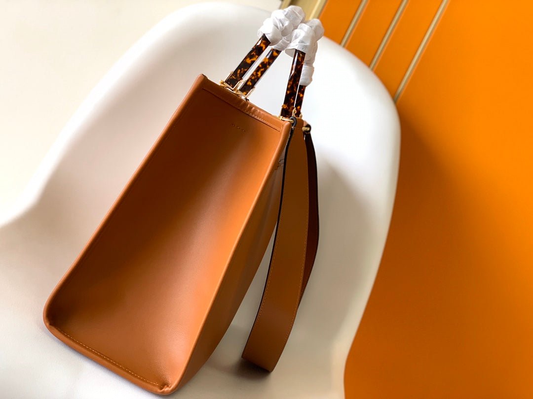 {Style No: BMKZMUZ7} Fend Sunshine Medium Bag 35 Tan Leather - Image 5