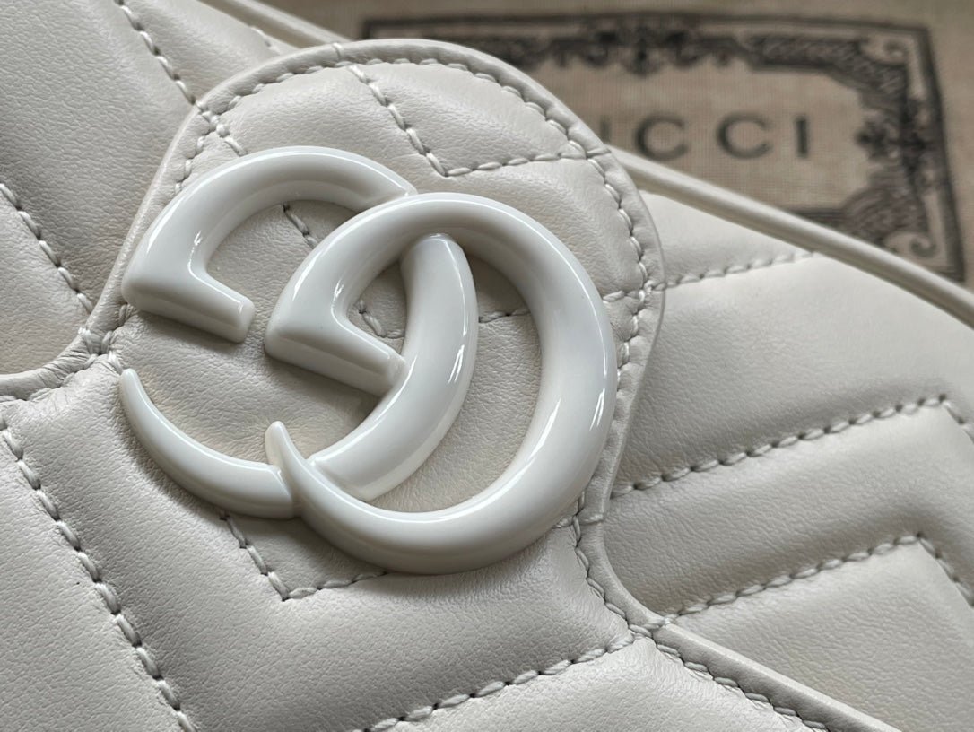{Style No: KAYRTGJB} MARMONT MINI HANDBAG 16 IN WHITE CALFSKIN - Image 4
