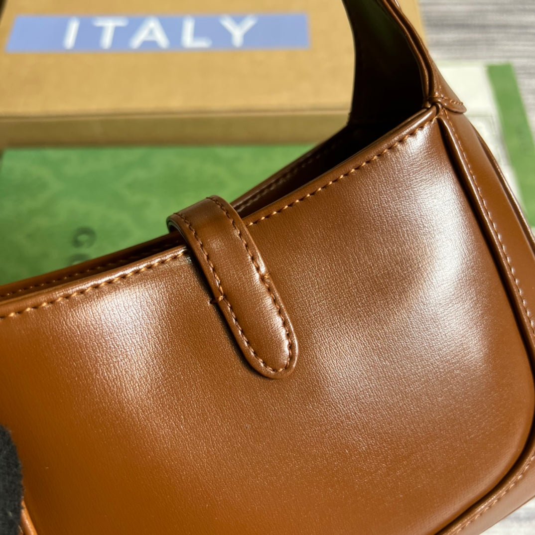 {Style No: TRC14OXC} GG JACKIE MINI 19 SHOULDER BAG IN CINNAMON BROWN CALFSKIN - Image 5