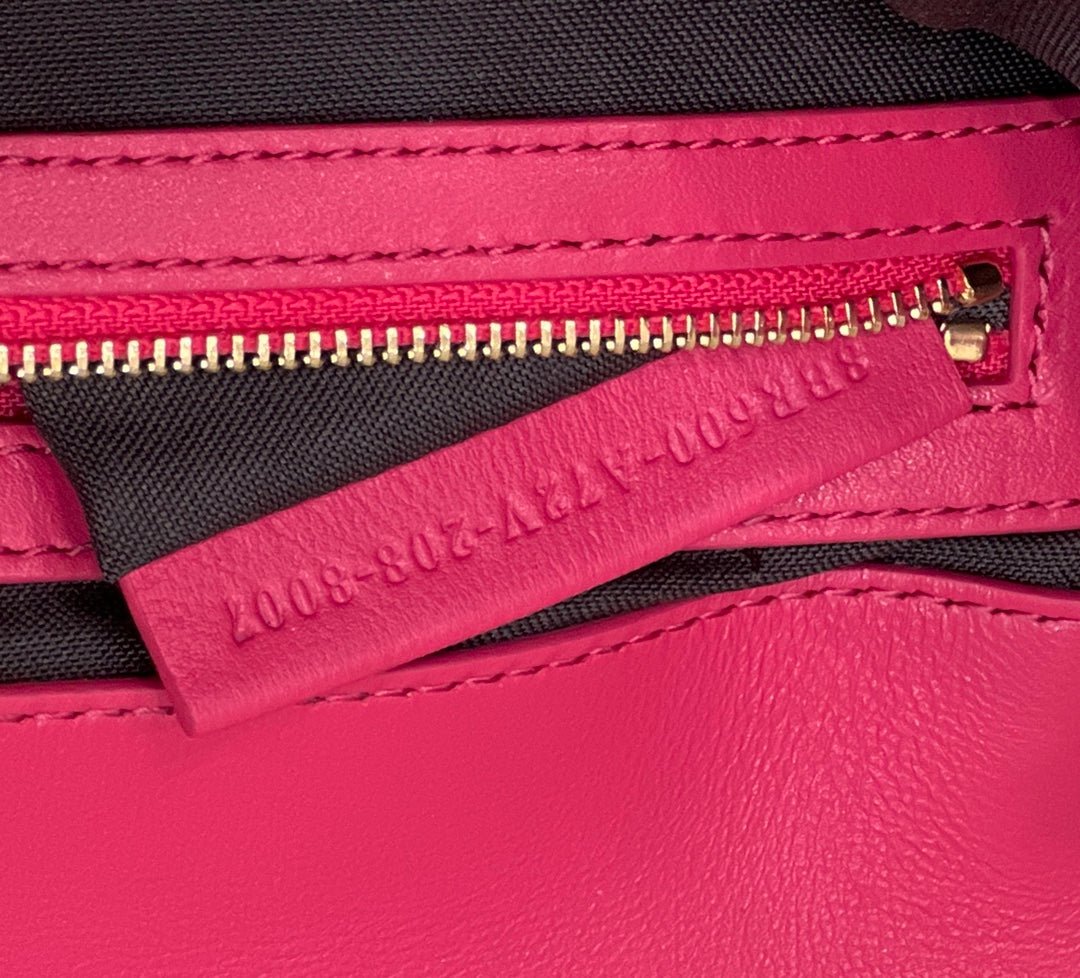 {Style No: JQHIJ5HE} BAGUETTE WITH FF MOTIF 27 IN CERISH PINK SOFT LAMBSKIN GOLD HARDWARE - Image 3