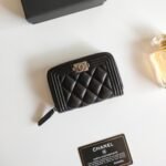 {Style No: 5FFZRJHV} CC BOY ZIP COIN PURSE 11.5 BLACK CALFSKIN ICON