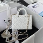 {Style No: H9CFVAQ7} CC MINI 15 BOX BAG IN WHITE CALFSKIN GOLD HARDWARE