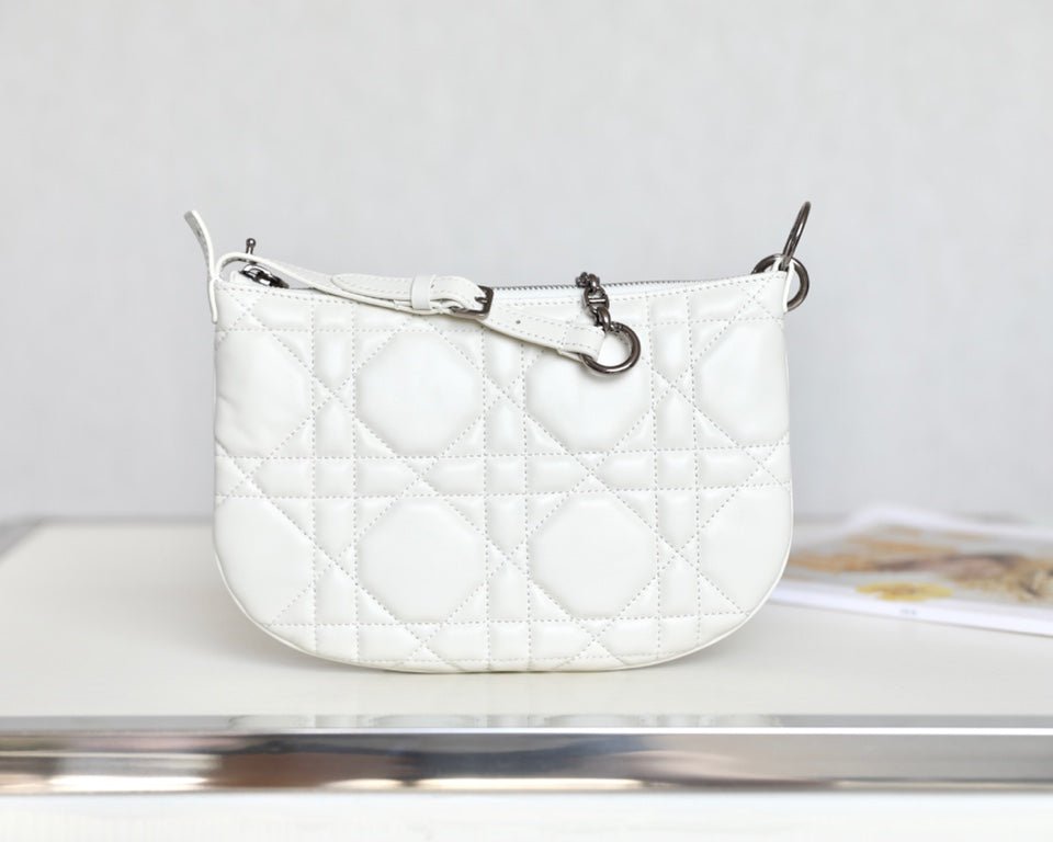 {Style No: X17Q15KG} MINI CARO BAG 25 IN WHITE LAMBSKIN - Image 3