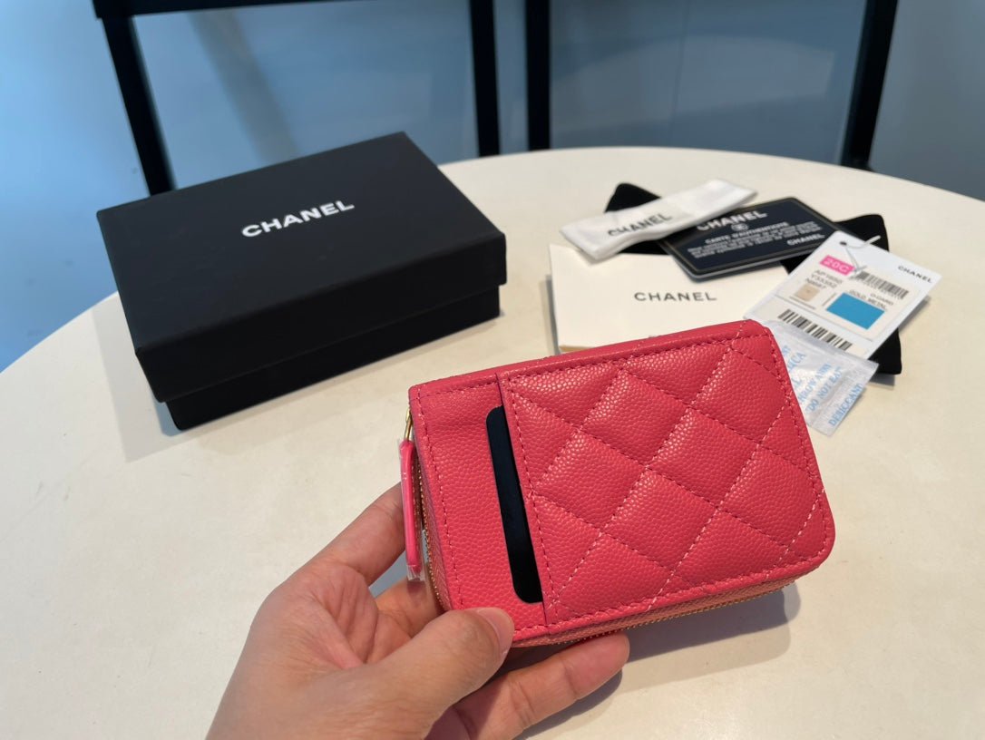 {Style No: 93M6YQFZ} CC ZIPPED COIN PURSE 11 RED PINK GRAINED CALFSKIN - Image 6