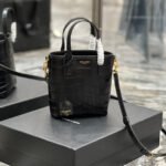 {Style No: SHF3QF66} MINI TOY SHOPPING 18 IN CROCODILE-EMBOSSED BLACK CALFSKIN