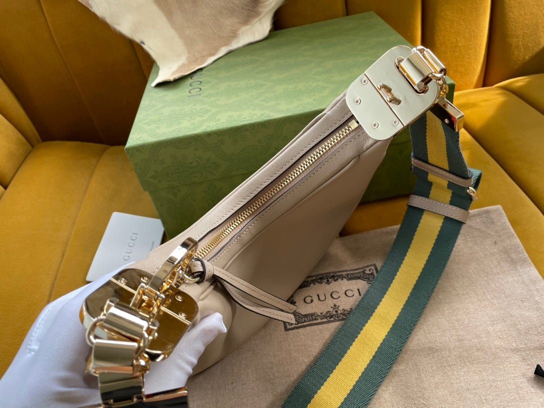 {Style No: YYEAR4P1} GG ATTACHE 23 SMALL SHOULDER BAG BEIGE CALFSKIN - Image 8
