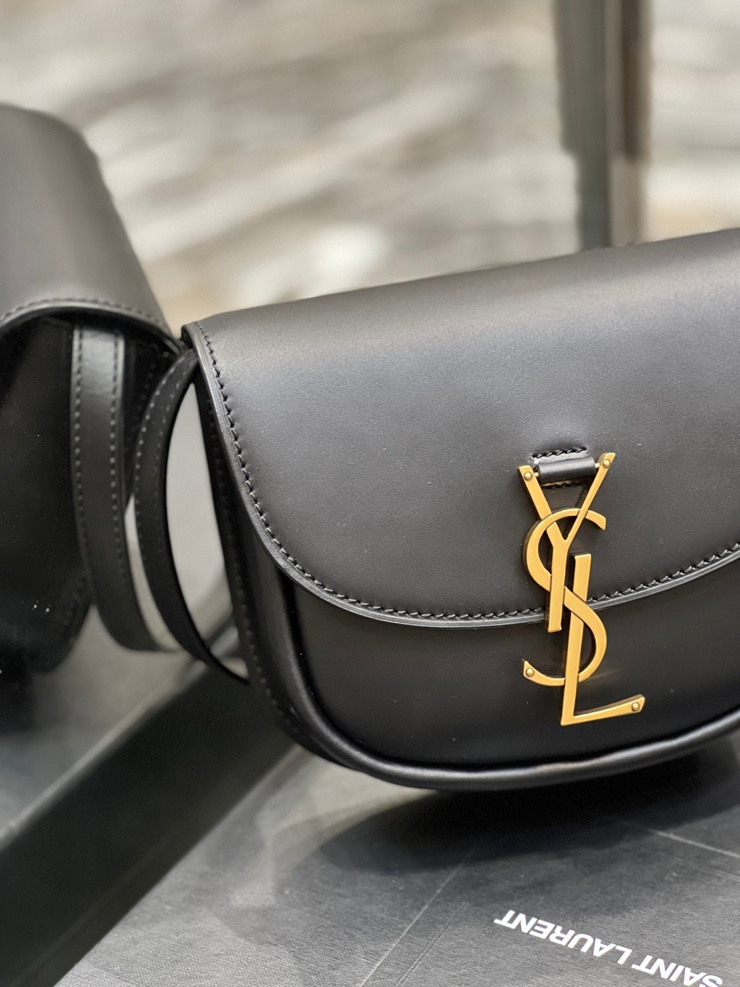 {Style No: M6AJTDKQ} KAIA SMALL 18 HANDBAG IN BLACK CALFSKIN - Image 6