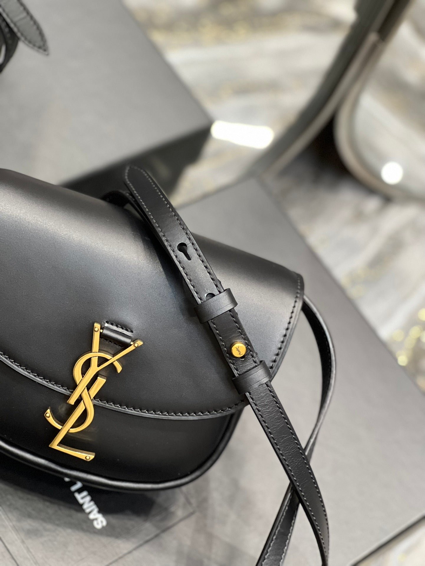 {Style No: M6AJTDKQ} KAIA SMALL 18 HANDBAG IN BLACK CALFSKIN - Image 9