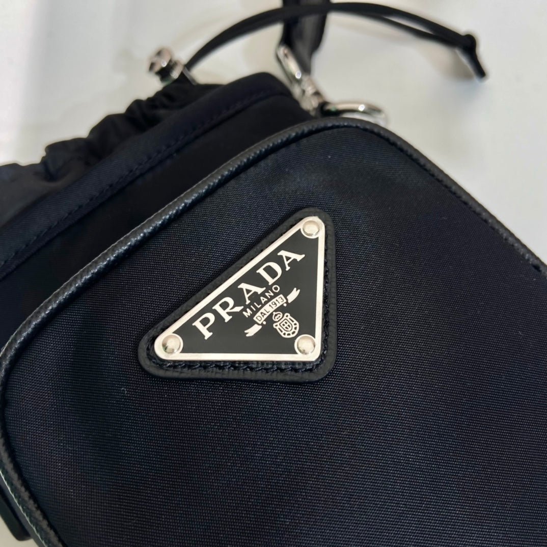 {Style No: LAUW6Q14} PHONE BAG 18 IN BLACK RE-NYLON - Image 2