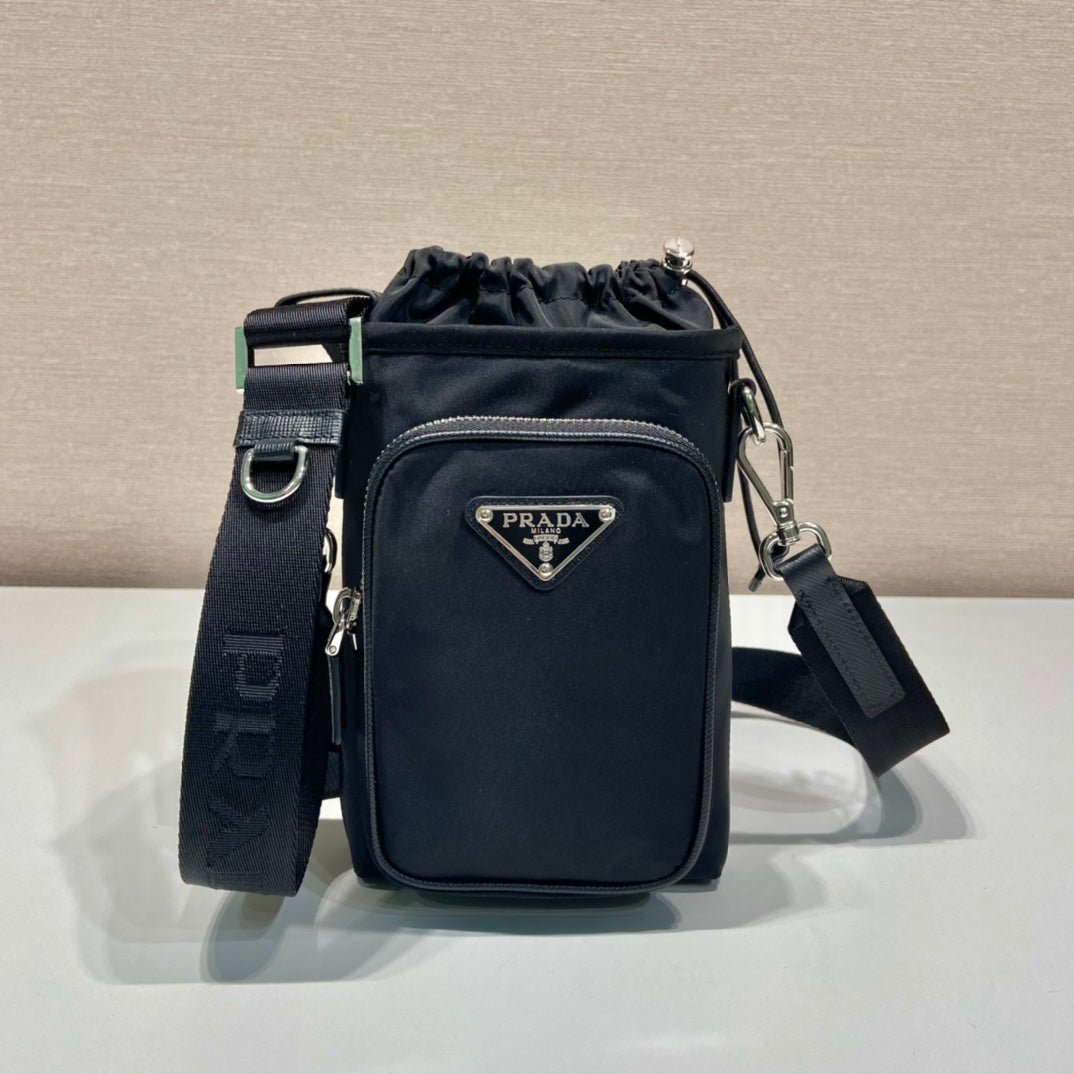 {Style No: LAUW6Q14} PHONE BAG 18 IN BLACK RE-NYLON