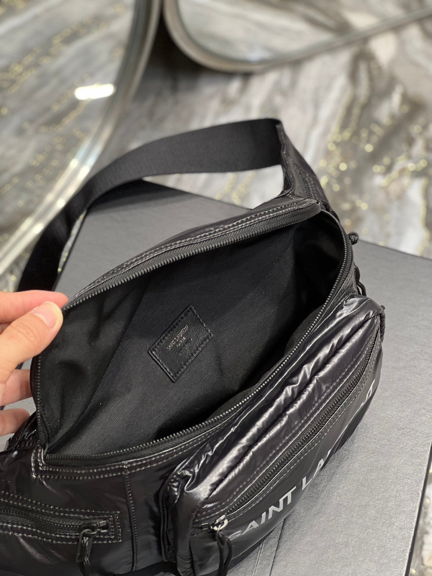 {Style No: 99O3FLEC} CROSSBODY BAG 24 IN BLACK POLISHED NYLON - Image 8