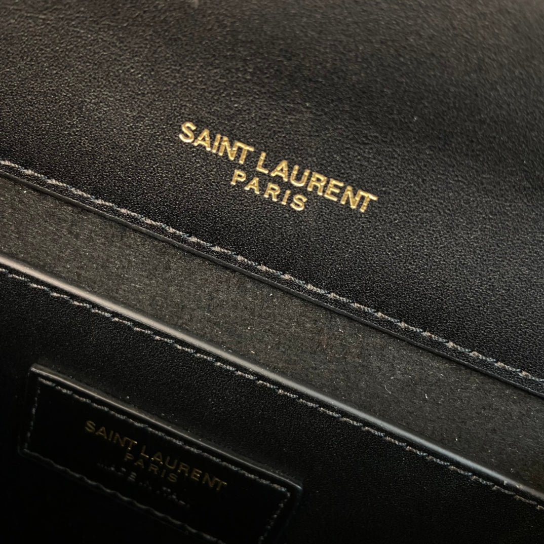 {Style No: CYS4XFY4} KATE TASSEL 24 BLACK CALFSKIN WITH GOLD LOGO - Image 7