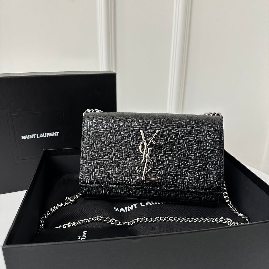 {Style No: TJBJHTO3} KATE 20 SMALL IN CALFSKIN BLACK WITH SILVER LOGO - Image 2