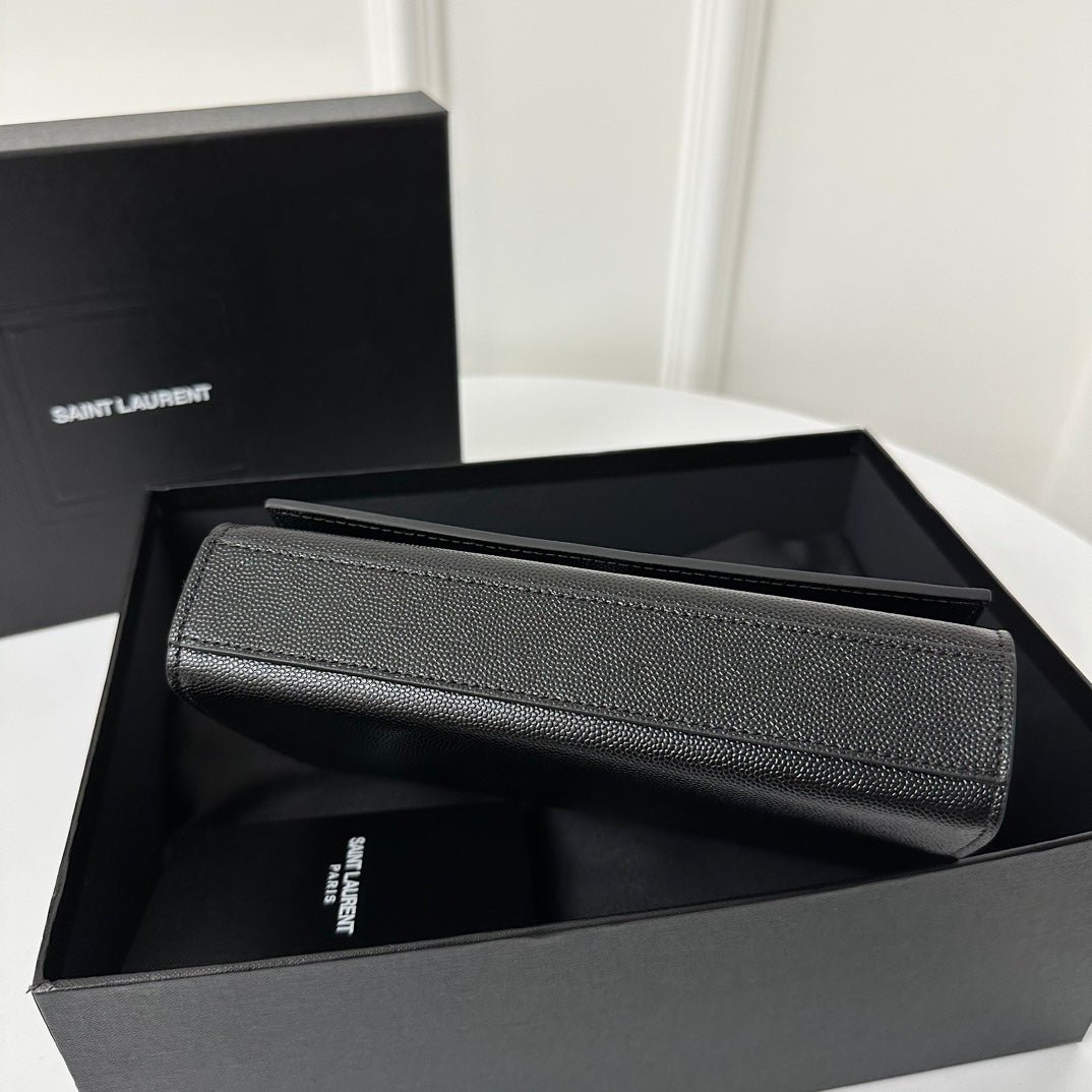 {Style No: TJBJHTO3} KATE 20 SMALL IN CALFSKIN BLACK WITH SILVER LOGO - Image 9