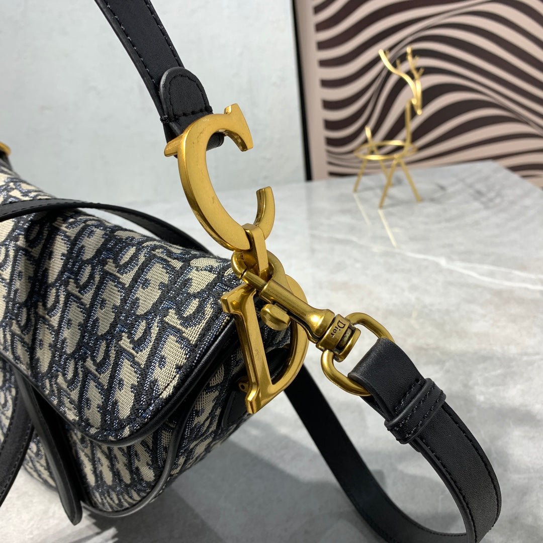 {Style No: JA7MAX8E} CD Saddle Bag Strap With Strap 25.5cm Blue Obique Embroidery - Image 6