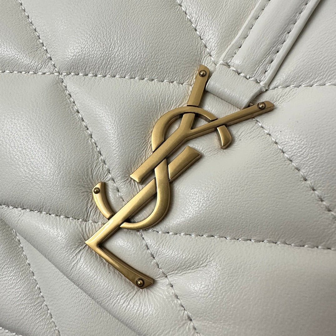 {Style No: 5A3L9TV8} LE 5 À 7 HANDBAG 24 IN WHITE LAMBSKIN - Image 7