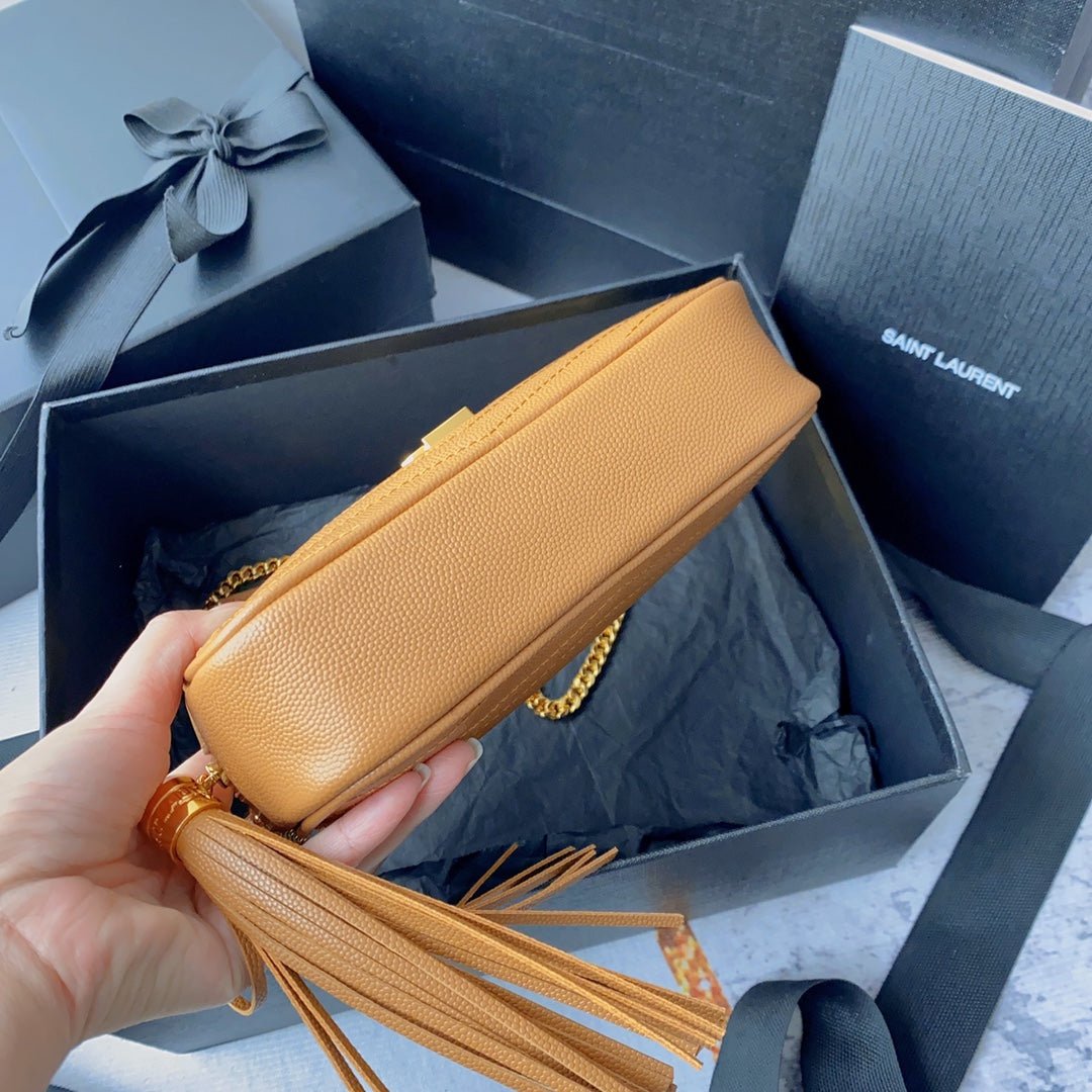 {Style No: AUKMJ73C} LOU MINI CAMERA BAG 19 IN MANGO ORANGE CAVIAR PATTERN CALFSKIN GOLD HARDWARE - Image 2