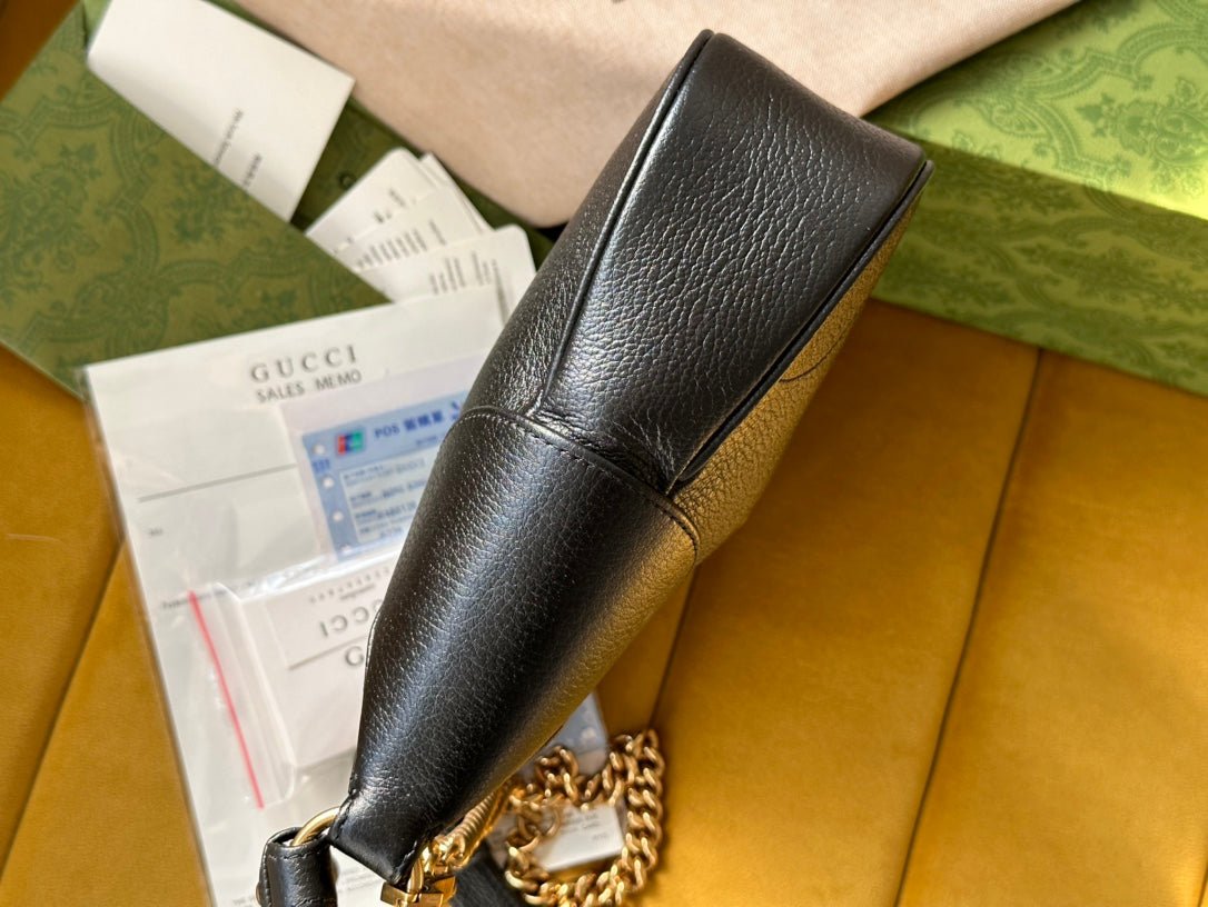 {Style No: 8846HRP3} SHOULDER BAG 25 IN BLACK LAMBSKIN GOLD HARDWARE - Image 6