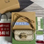 {Style No: NLEF1NGZ} GG HORSEBIT 1955 BAG 24 IN WHITE CANVAS AND BEIGE CALFSKIN